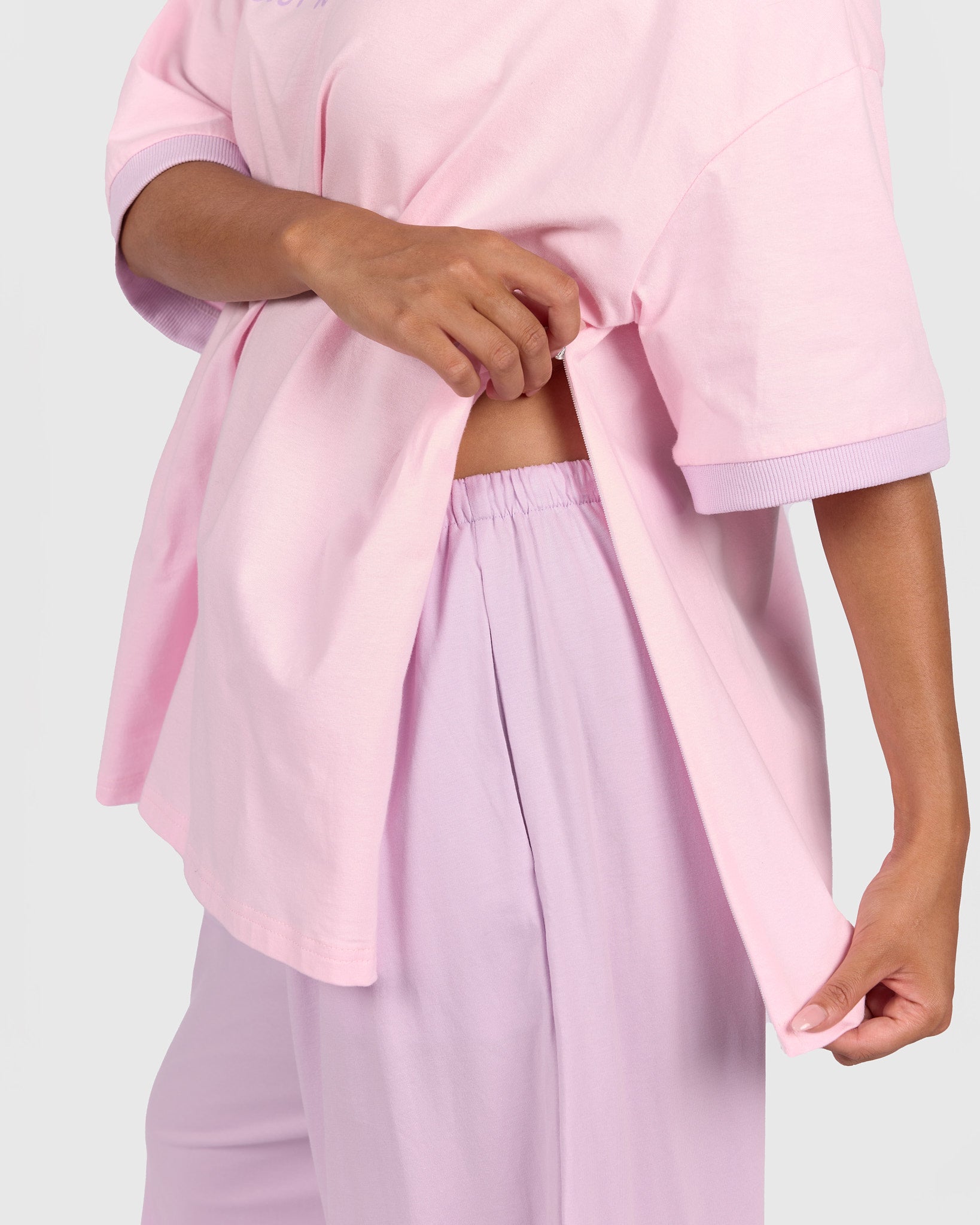 Slouchy Tee in Rosette - Hidden Breastfeeding Zipper - The Lullaby Club